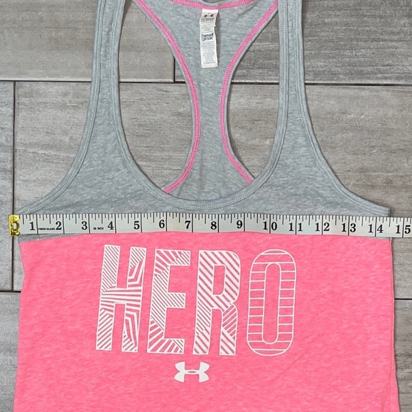 UNDER ARMOUR Breast Cancer “HERO” Racerback HeatGear Tank - Picture 7 of 9